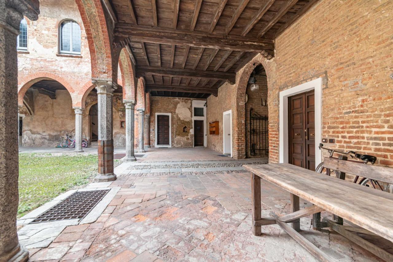 House Of Foscolo - Palazzo Cornazzani - By Host4U Apartment Pavia Exterior photo