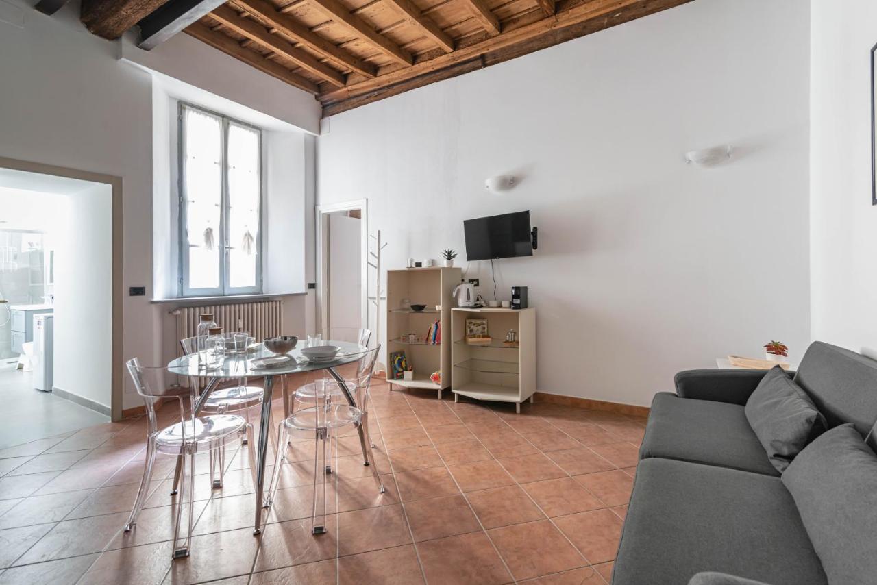 House Of Foscolo - Palazzo Cornazzani - By Host4U Apartment Pavia Exterior photo