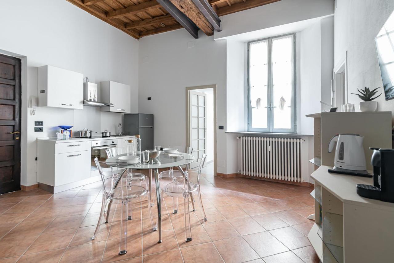 House Of Foscolo - Palazzo Cornazzani - By Host4U Apartment Pavia Exterior photo
